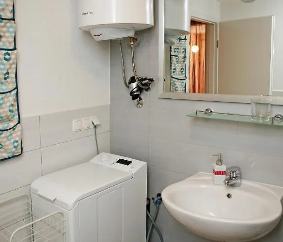 Zen - Okrug, Heated Pool, Ev Type 2 * Trogir