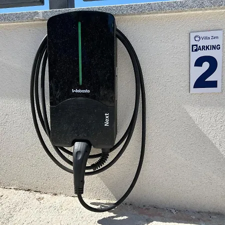 Zen - Okrug, Heated Pool, Ev Type 2 شقة تروغير