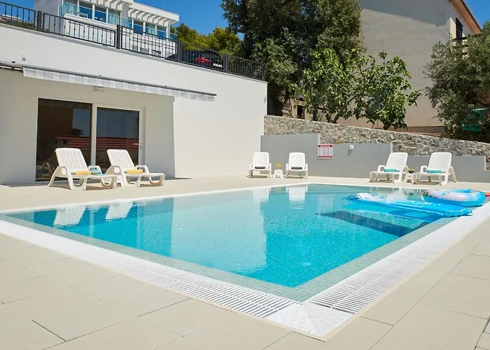 Zen - Okrug, Heated Pool, Ev Type 2 * Trogir